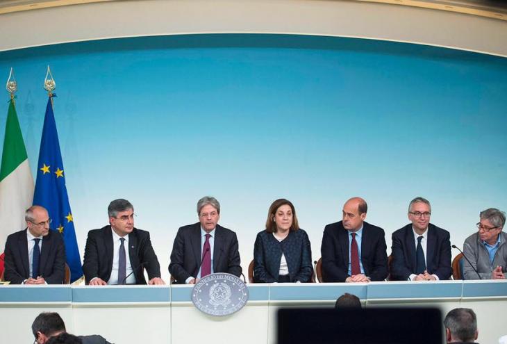 conferenza stampa d'alfonso