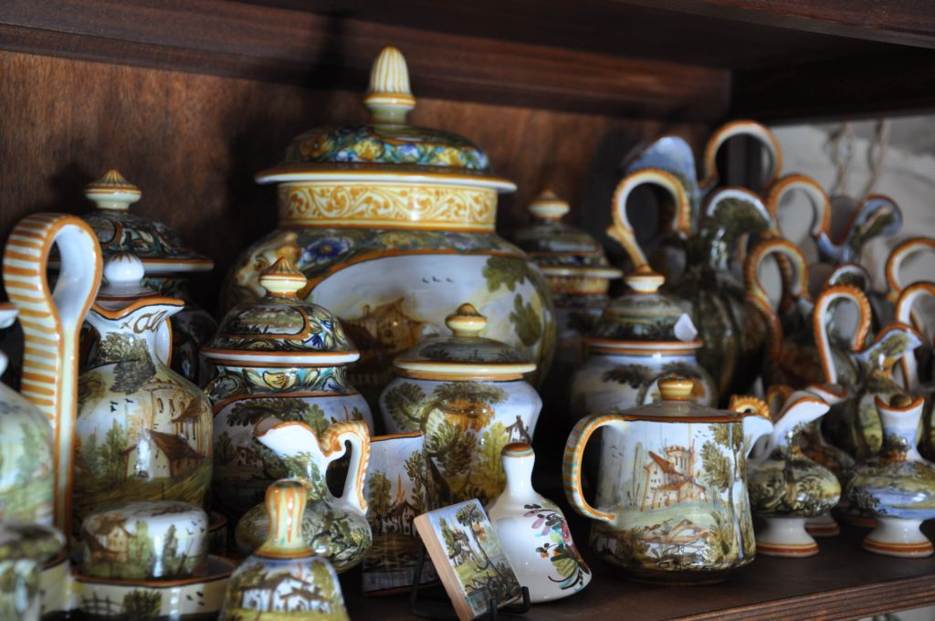 "CREArte" a Castelli per rilanciare il borgo della ceramica