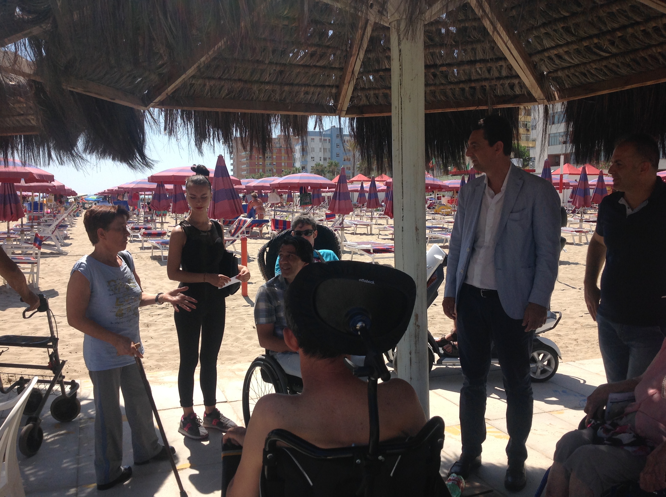 spiaggia montesilvano disabili