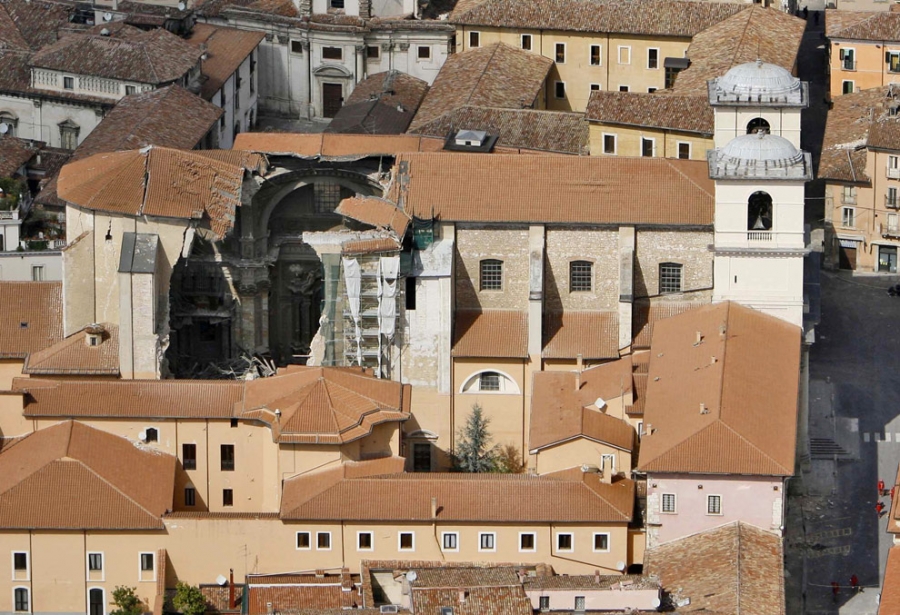 Anniversario sisma L'Aquila, Roseto ricorda le vittime