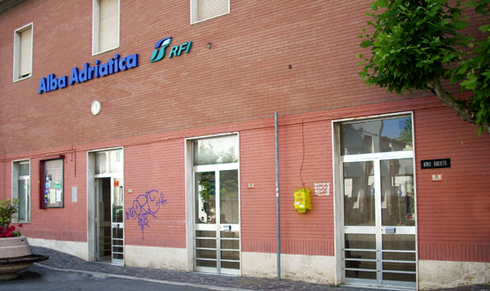 stazione alba adriatica