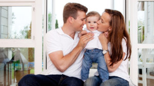 Adozione bimbi, corso di formazione per le coppie interessate