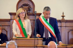 Atri, insediamento dell’amministrazione Ferretti: Mimma Centorame è il presidente