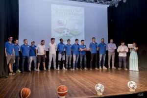 Pineto, presentate le squadre di calcio, volley e basket della città