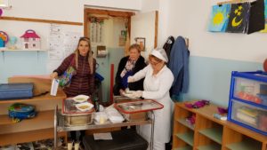 Mensa, ispezione a sorpresa nella scuola dell’infanzia Colonnetta