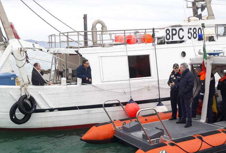 Pesca, conclusa l'attività di ricollocamento delle vongole