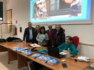 Giornata delle persone con disabilità, consegnato il tablet per la media Delfico