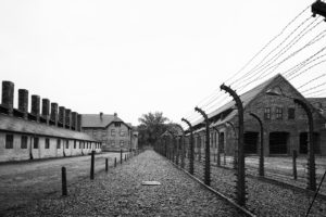 Attualità della Shoah a 74 anni dalla liberazione di Auschwitz