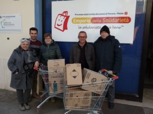 Solidarietà, Amare Montesilvano consegna prodotti all’emporio solidale