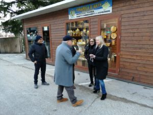 Sospensione rimozione casette di legno artigiani della Ceramica di Castelli: la richiesta di Brandiferri