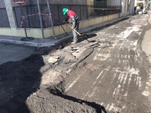 Pineto, ripresi i lavori su via Colombo a spese della ditta