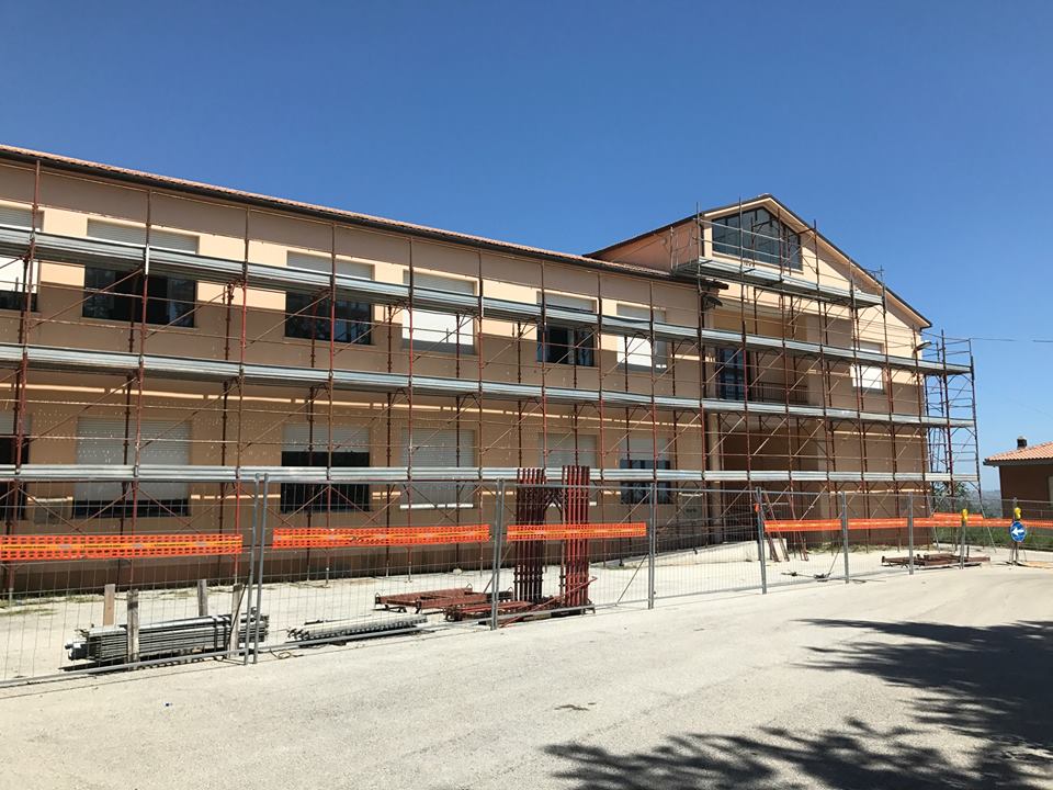 Sant'Omero, archiviata inchiesta sulla scuola media: nessuna irregolarità nei lavori