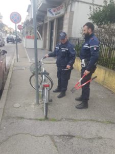 Contrasto degrado, rimosse le bici abbandonate sul territorio