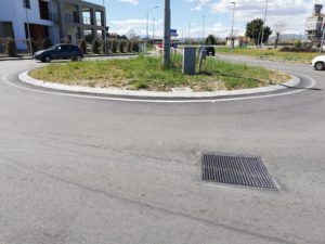 Rotonda di Cologna Spiaggia all'abbandono con lavori non terminati: la denuncia di Azione Politica