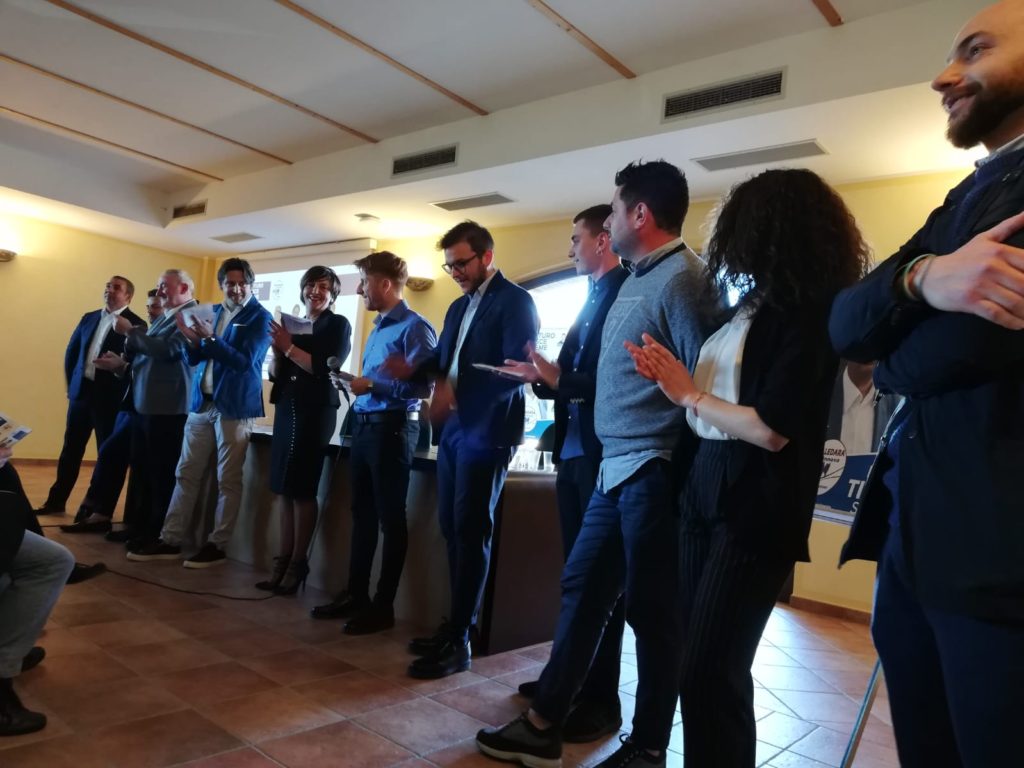 Elezioni, presentata la lista di candidati “Colledara si rinnova” del candidato sindaco Manuele Tiberii