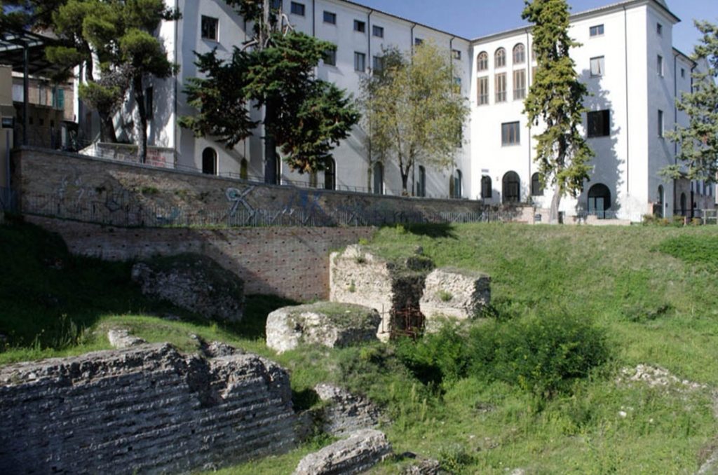 Atri, Covid-19: a palazzo Cicada 27 alloggi per personale sanitario