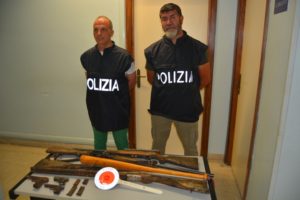 Giulianova, furto di armi all’interno di un’abitazione: arrestati