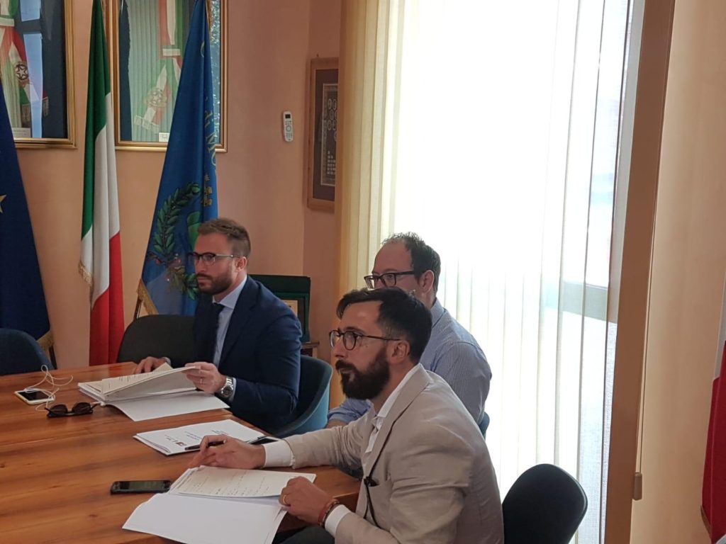 Crollo hotel Rigopiano, il sindaco Costantini a Montesilvano per rappresentare i giovani sopravvissuti giuliesi