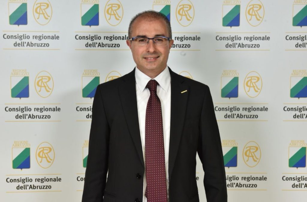 Asl Pescara, Pettinari “caos fino a 15 giorni per i risultati dei tamponi molecolari”