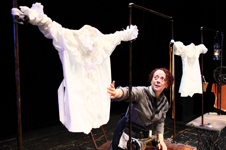 L'attrice Laura Curino a chiudere il Montone Festival