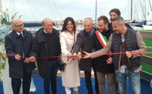 Porto Giulianova, inaugurato il primo resort galleggiante in Abruzzo
