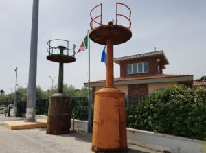 Giulianova, Il vecchio faro del porto arriva al quartiere Annunziata
