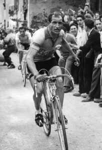 Tortoreto, Gino Bartali: omaggio al Gigante delle Montagne