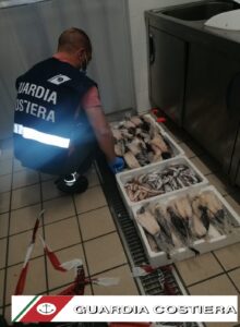 Controlli filiera pesca: ispezionati mercato ittico Giulianova e pescherie Tortoreto