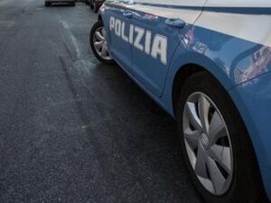 Cinghiate e schiaffi al figlio disabile di 11 anni, arrestato