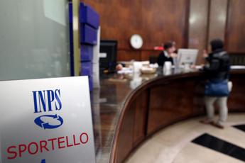 Inps, in 2022 nuovi assicurati a 2,052 mln, in gran parte dipendenti imprese private
