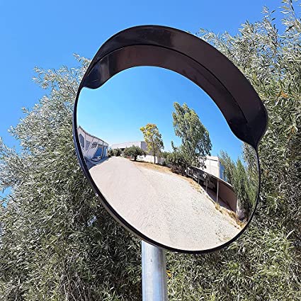 Roseto strade, 14 specchi convessi per migliorare la sicurezza