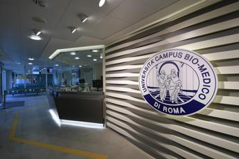 Ottobre si tinge di rosa, anche il Campus Bio-Medico in campo per salute donna