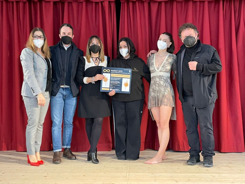 Roseto celebra la donna con ballo e brani delle grandi scrittrici