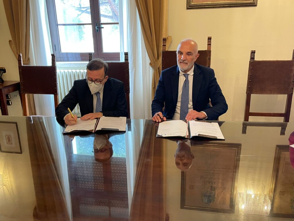 PesCARA SICURA, prefetto Di Vincenzo e sindaco Masci firmano la convenzione