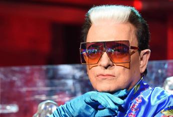 Malgioglio: “Vi spiego questa ‘Vita Porno’ in cui siamo immersi oggi”