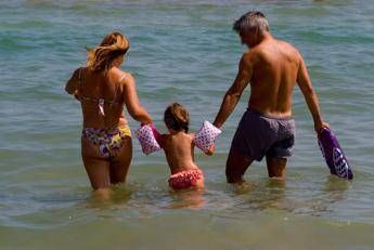 Psicologi: “Estate tempo prezioso per genitori e figli, si possono rafforzare i legami”