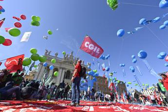 Salario minimo, sì o no: cosa dicono i dati dell’Ocse