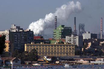 Ex Ilva, Urso: “Urge intervento drastico”