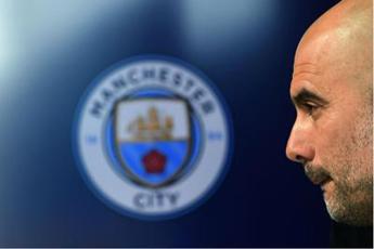 Guardiola torna al lavoro al Manchester City dopo l’operazione alla schiena