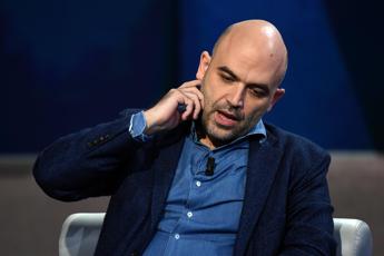 Messina Denaro, Saviano: “Morto, ma Italia è Paese a vocazione mafiosa”