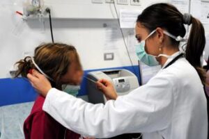 Pediatria: bronchioliti sempre più gravi causa varianti Vrs, studio Sapienza-Iss