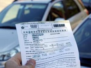 Multe, non solo auto: dalle case sfitte ai rifiuti, una tassa occulta per fare cassa