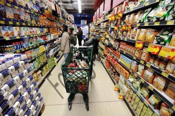 Ancc-Coop, più discount, meno sprechi e meno cibo identitario