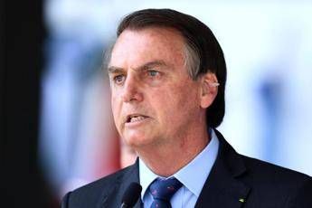 Brasile, Bolsonaro ricoverato d’urgenza dopo un malessere