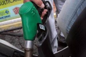 Caro carburanti, prezzi benzina e diesel continuano a salire