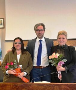 Roseto: passaggio di testimone in giunta tra Mastrilli e D’ Elpidio