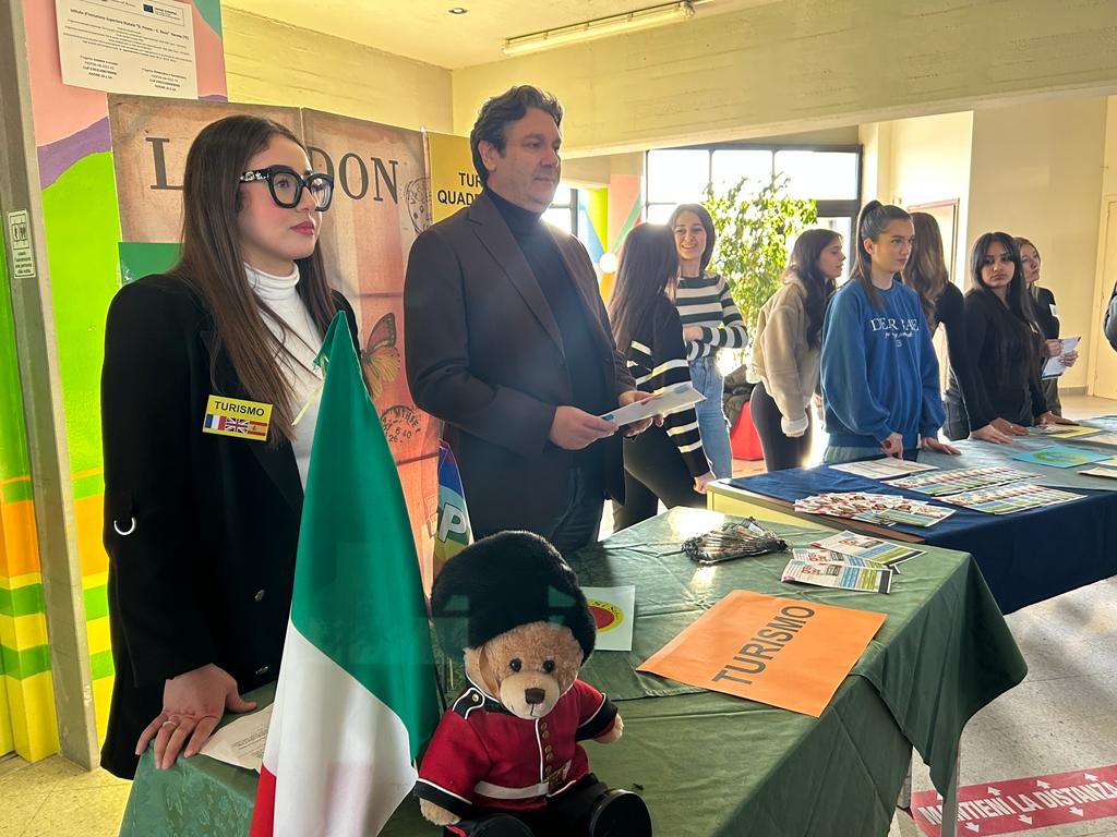 Cresce il numero degli iscritti all’ istituto “Peano-Rosa” di Nereto