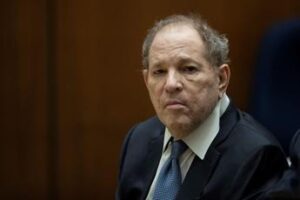 Weinstein in ospedale, operato d’urgenza al cuore