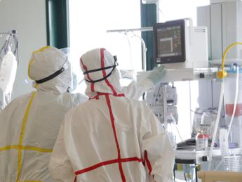 Influenza e polmoniti virali non Covid, in aumento casi che finiscono in terapia intensiva