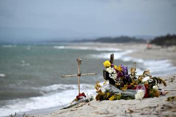 Strage Cutro, il perito della Procura: “Da Frontex informazioni fuorvianti”